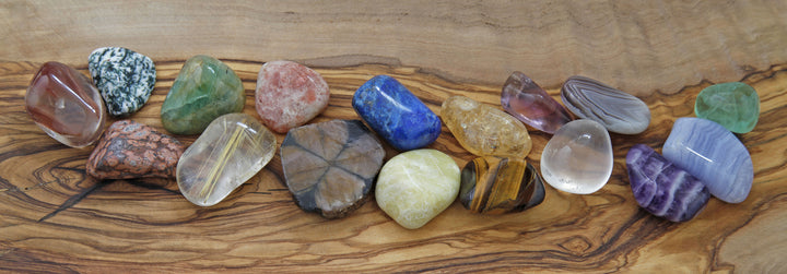 Crystals as Healing Tools in Accordance with the Principle of Vibration by Lune Innate