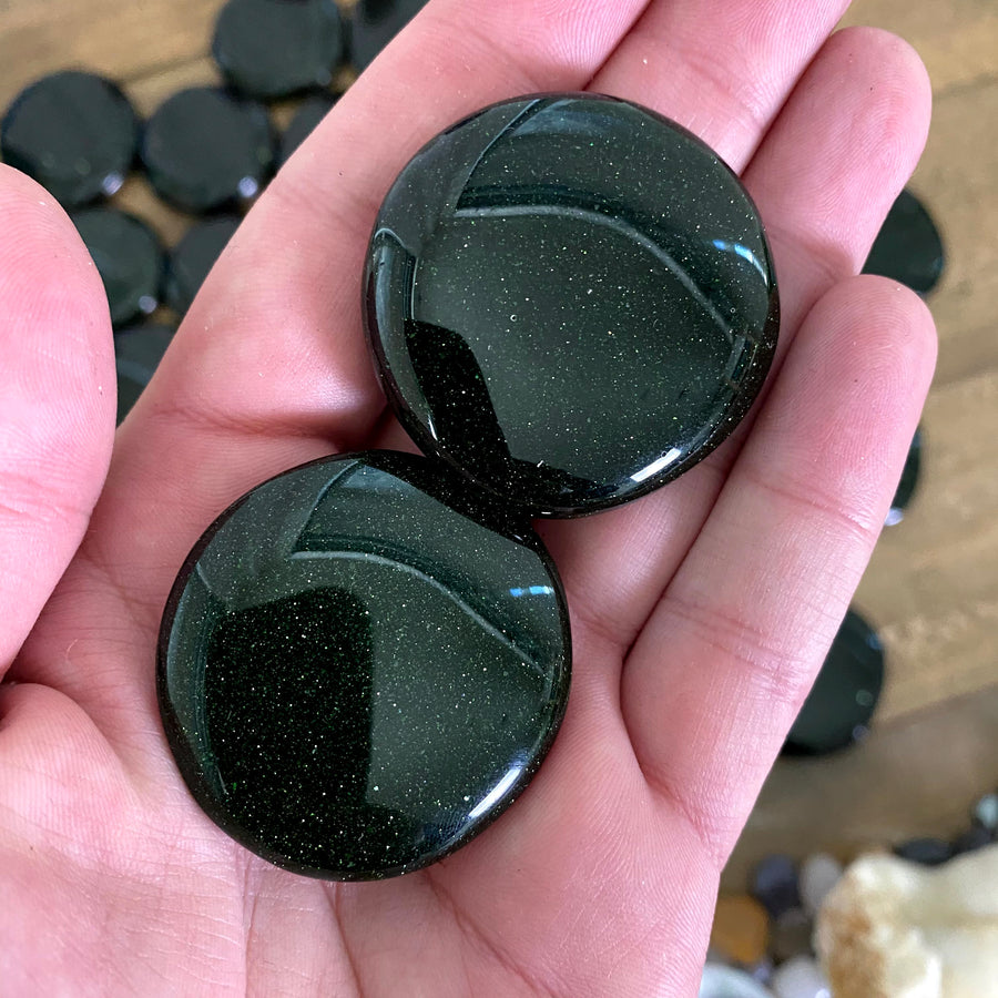 Green Goldstone Pocket Stones from China